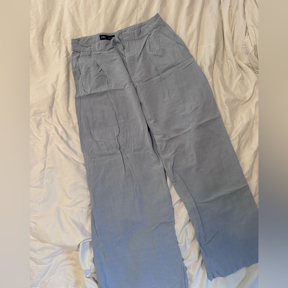Zara Women’s Light blue lightweight pants